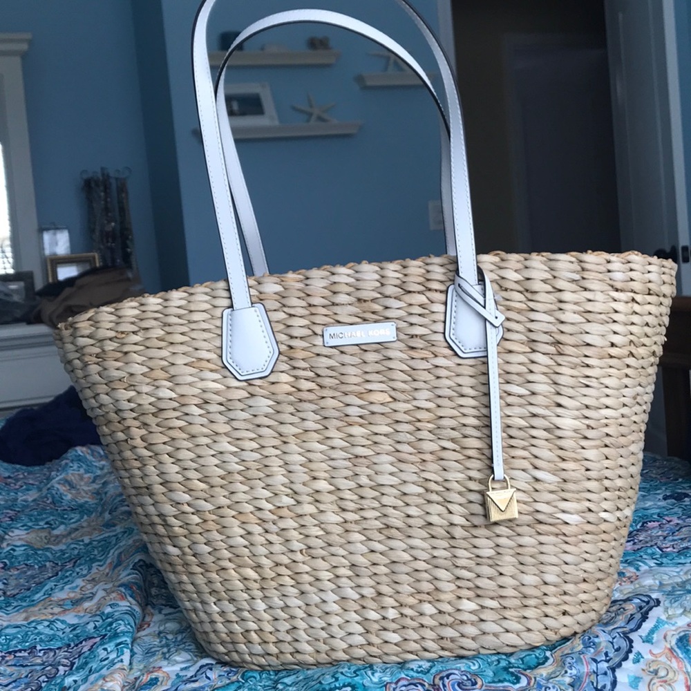 Michael Kors, Malibu purse! Beautiful! NWT